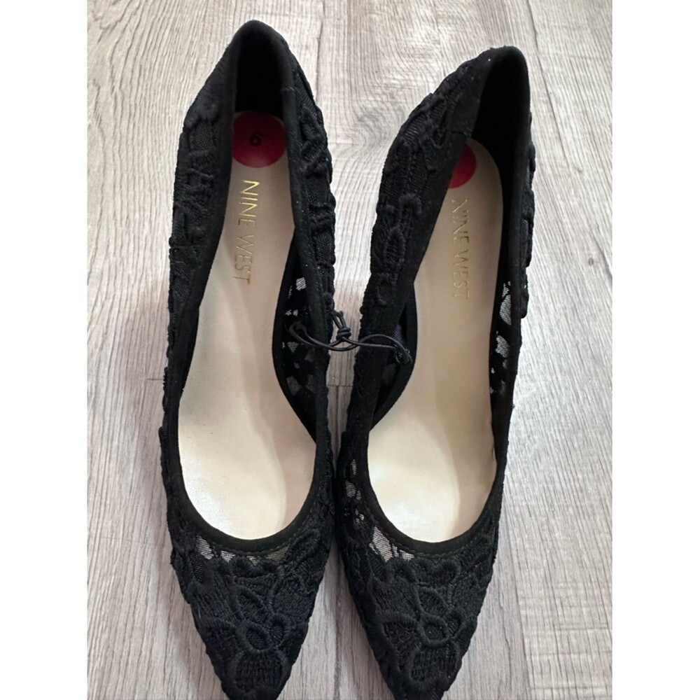 Nine West Black Lace Pointed Toe Heels - Picture 2 of 3